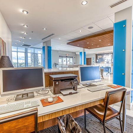 Holiday Inn Express & Suites - Rantoul By Ihg Buitenkant foto
