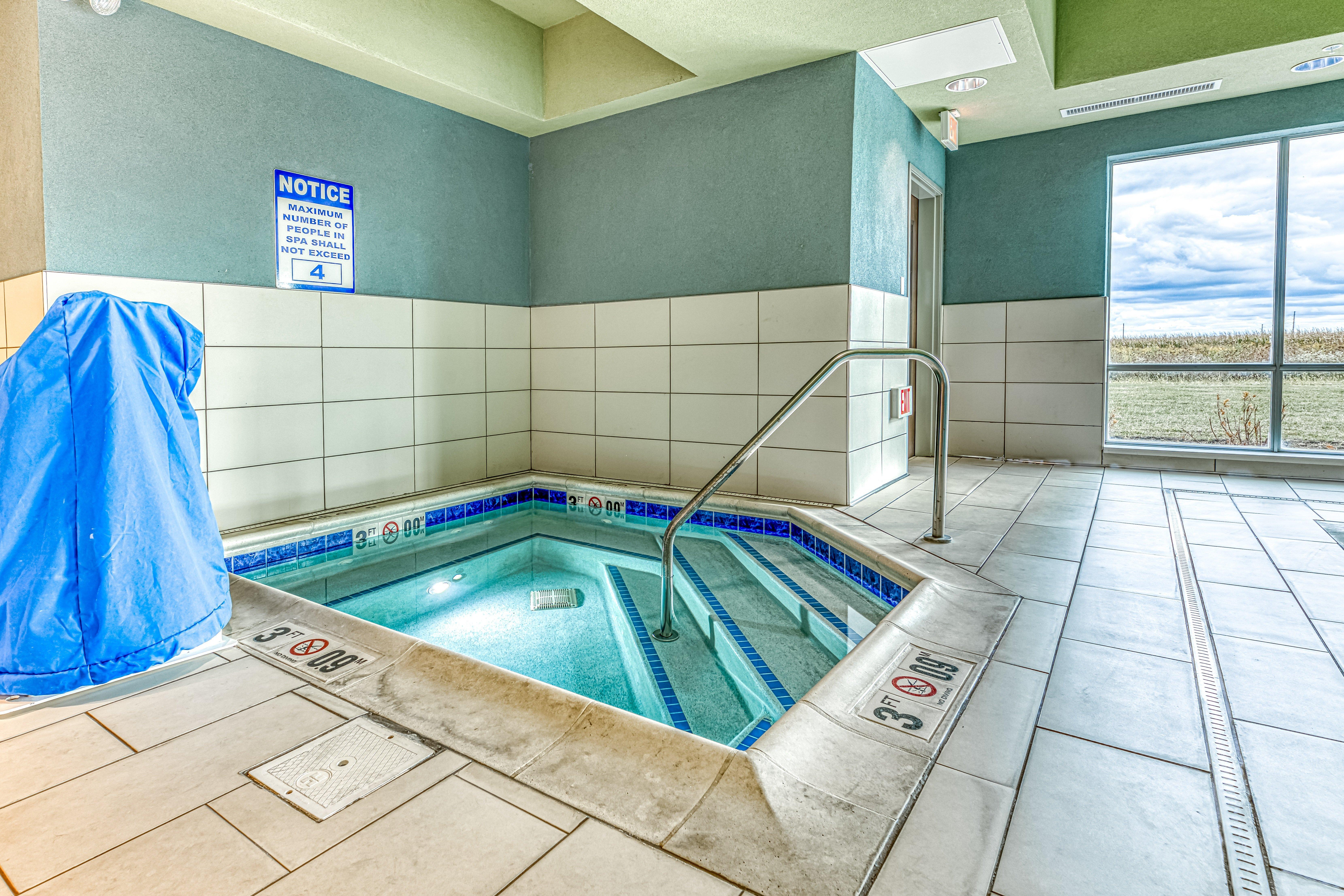 Holiday Inn Express & Suites - Rantoul By Ihg Buitenkant foto