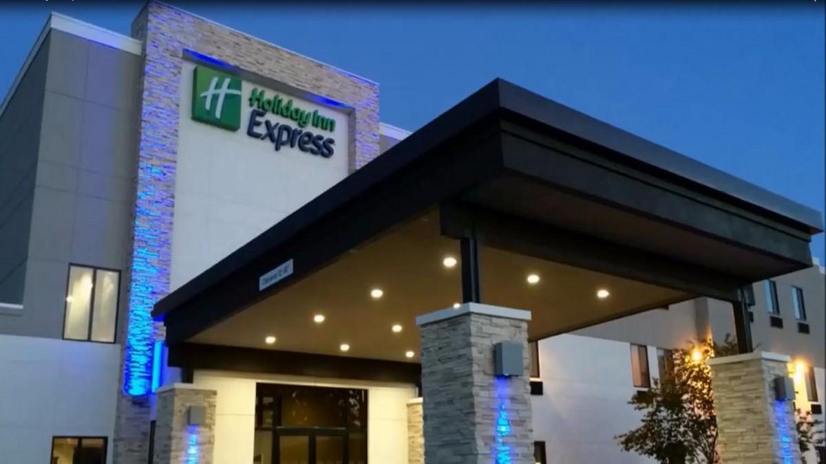 Holiday Inn Express & Suites - Rantoul By Ihg Buitenkant foto