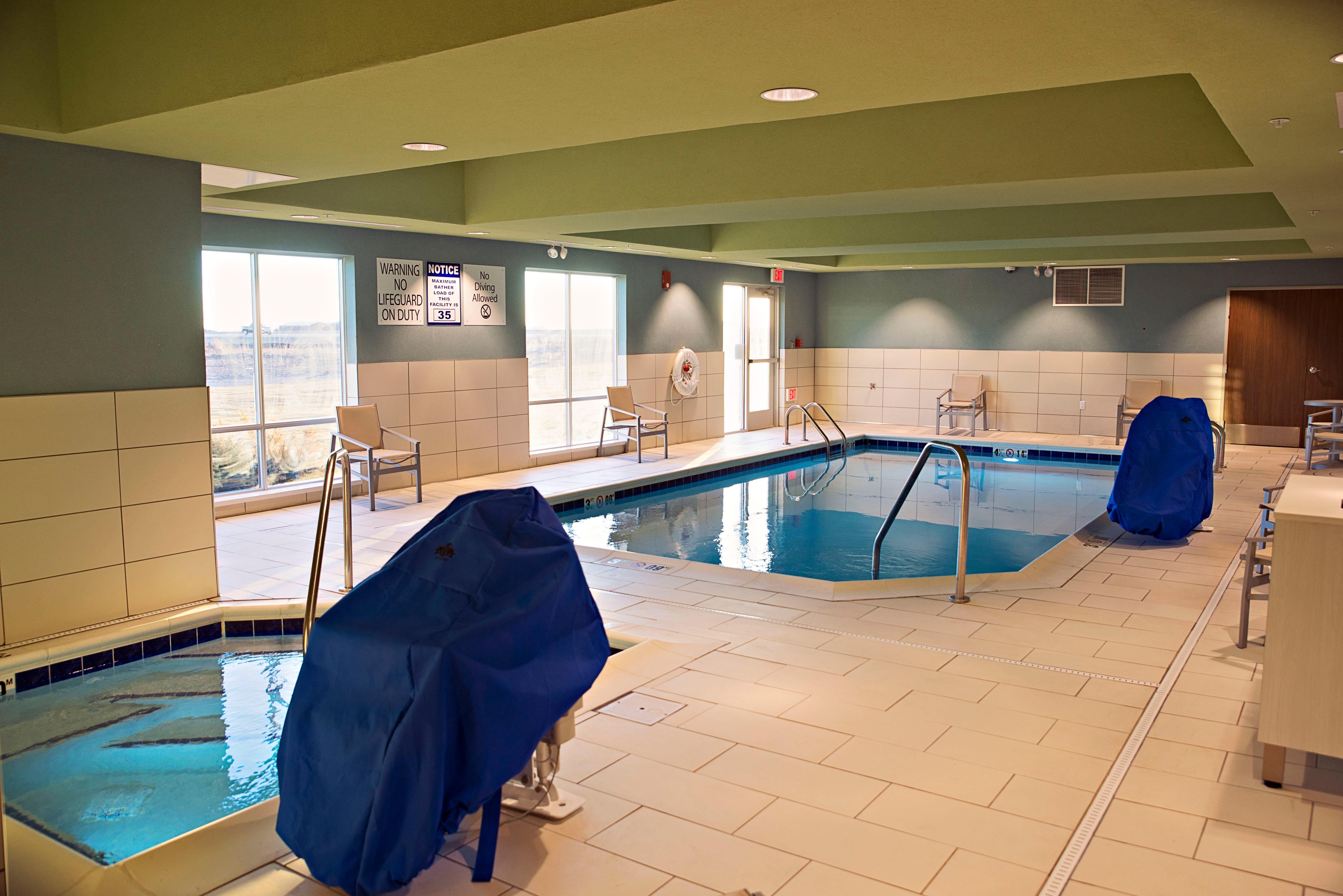 Holiday Inn Express & Suites - Rantoul By Ihg Buitenkant foto